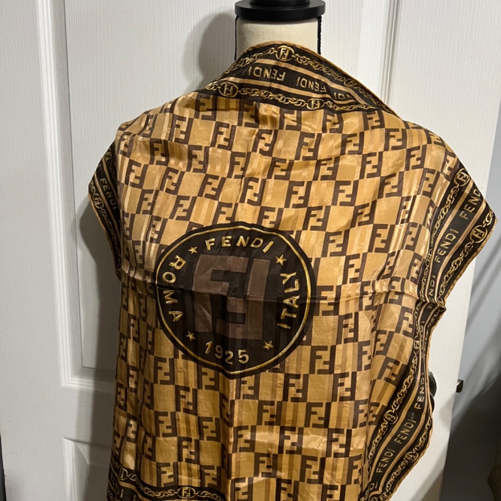 Gorgeous Vintage Gold and Brown Fendi Scard